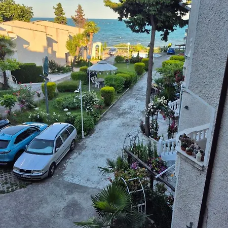 Apartman Къща За Гости Бавария Ravda