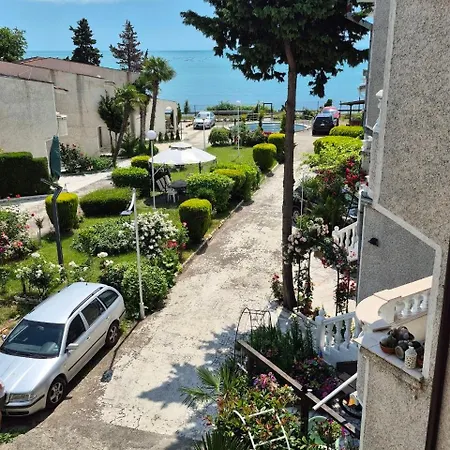 Къща За Гости Бавария Apartman